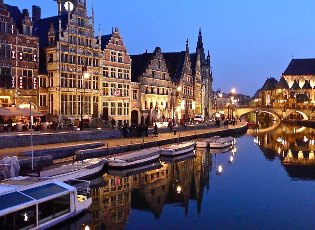 Ferienwohnung La Ducale Appart Gent Zimmer foto